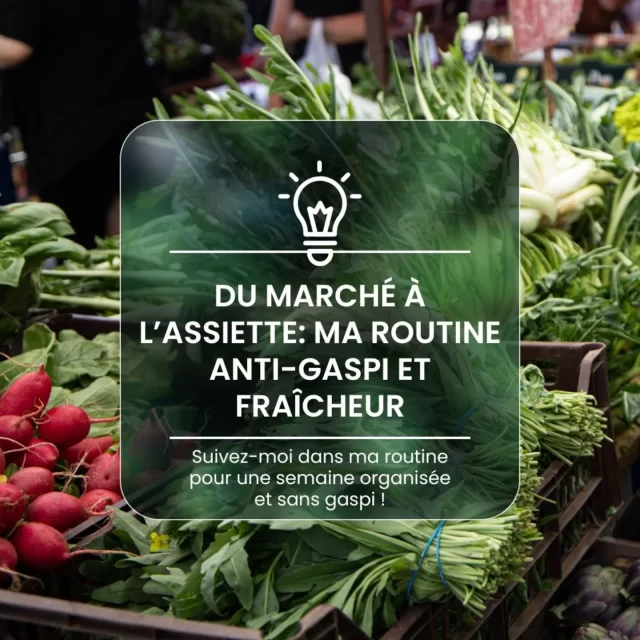 🥬🥬 MA ROUTINE AU RETOUR DU MARCHÉ 🥬🥬 

On a tous notre organisation et j'ai pensé que vous parler de ma petite routine post-courses  pourrait peut-être vous aider à être plus efficace. 

Le retour des courses est souvent galère et on perd un temps fou à tout ranger, mais c'est extrêmement important pour avoir l'esprit tranquille toute la semaine. Un frigo bien organisé et des aliments frais sous les yeux vous aideront à réduire considérablement le gaspillage, à préparer des repas sains et rapidement.

1️⃣ Produits de saison : priorité aux saveurs et à l'écologie ! 
2️⃣ Tri et nettoyage : on vide, on nettoie au vinaigre, on dit adieu aux aliments périmés. L'idéal serait bien sûr d'aller faire les courses quand le frigo est vraiment vide et que tout a été consommé 😜
3️⃣ Organisation : fruits & légumes dans leurs compartiments, vrac en bocaux, visibilité au top !
4️⃣ Meal prep malin : légumes verts lavés et blanchis, prêts à l'emploi. 
5️⃣ Consommation des produits frais dans un certain ordre : les légumes fragiles à feuilles vertes en premier, les légumes racines en fin de semaine. 
6️⃣ Astuce fraîcheur : les herbes aromatiques (persil, aneth) dans un verre d'eau au frigo, toute la semaine !

Et vous, quelle est votre routine post-courses ? Avez-vous des astuces infaillibles pour optimiser la conservation et lutter contre le gaspillage ? Dites-moi tout en commentaire.

N'hésitez pas à me poser vos questions et me dire si ce genre de publication vous est utile, je serai ravie de vous répondre ! ♥️

Stéphanie

#organisationfrigo #antigaspillage #mealprep #produitsdesaison #marché #alimentationsaine #cuisineorganisée #astucescuisine #zerodechet #fraicheur #zerogaspi