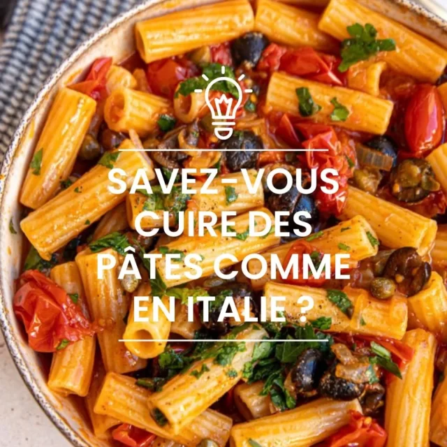 🇮🇹Comment bien cuire des pâtes comme en Italie ? 🇮🇹

J'adore les pâtes, tous les jours, toute l'année et pour toutes les occasions.  À condition bien sûr de savoir les cuisiner et en Italie c’est tout un art ! Heureusement pour vous j’ai 25 ans d’expérience, ça en fait des plats de pâtes !!

Les pâtes ne sont pas un accompagnement, mais un plat à part entière. Oubliez les pâtes blanches sur le côté de l’assiette entre deux légumes et un morceau de viande, en Italie on n’a jamais vu ça et même le pire des cuisiniers ne ferait une telle horreur. Pour la cuisson, faites bouillir un grand volume d’eau. Une petite casserole pour un paquet de pâtes, on oublie aussi. Les pâtes doivent avoir de la place pour danser entre les bulles car l’eau ne doit cesser de bouillir. Pour le sel, on utilise exclusivement du GROS SEL. Le sel fin, on oublie aussi. Pitié, n’ajoutez pas d’huile dans l’eau !!! Mélangez de temps en temps, vos pâtes ne colleront pas. Et enfin, RESPECTEZ LE TEMPS DE CUISSON INSCRIT SUR LE PAQUET. Les pâtes se servent al dente, en aucun cas trop cuites ou collantes. J’ai pour habitude de les retirer une minute avant la fin de la cuisson car mélangées à la sauce, elles vont continuer de cuire. Inutile de préciser que les pâtes se préparent au dernier moment, n’allez pas imaginer de pouvoir les cuire à l’avance pour les laisser attendre dans une passoire. À peine égouttées, mélangez-les à leur sauce et mettez-vous à table. Encore un petit conseil pour la route, si un restaurant italien vous propose des spaghetti à la bolognaise, fuyez au plus vite, c’est un plat qui n’existe pas ! Et si vous ne voulez pas vous disputer avec un italien, n’essayez surtout pas de le convaincre qu’il n’y a aucune différence entre des spaghetti et des tagliatelle, il va crier plus fort que vous de toute façon !

Vous cuisinez les pâtes comme en Italie, ou vous aviez besoin d'un petit récapitulatif ? Dites-moi tout ! 

Pour plus d'info et la recette complète, filez sur le blog:
↪️ www.lafeestephanie.com

Des bisous,
Stéphanie 🌸 

#vegan #pasta #cuissondespates #pâtes #mangervegan #italie #veggieitalie #cuisineitalienne